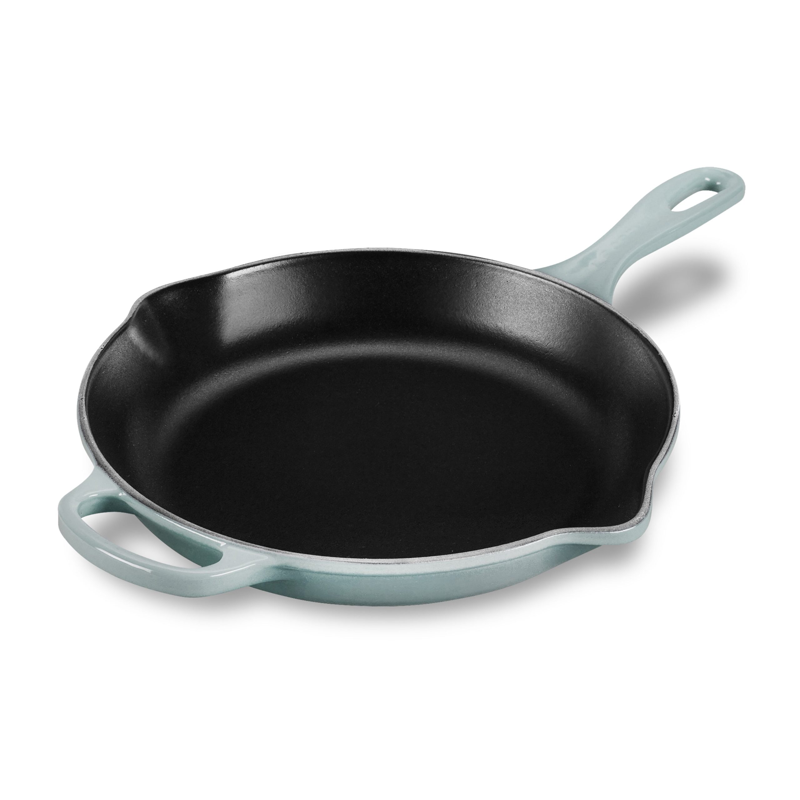 Le Creuset Signature Cast Iron 10.25″ Sea Salt Iron Handle Skillet